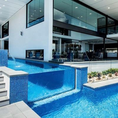 Gemakkelijk te installeren Acryl zwembad ontwerp voor landgoed Indoor Zwemmen Duidelijke bodem decor