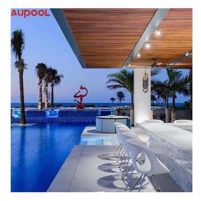 Op maat gemaakte acryl zwembad met hoge transparantie voor thermostatische spa's en zwembaden